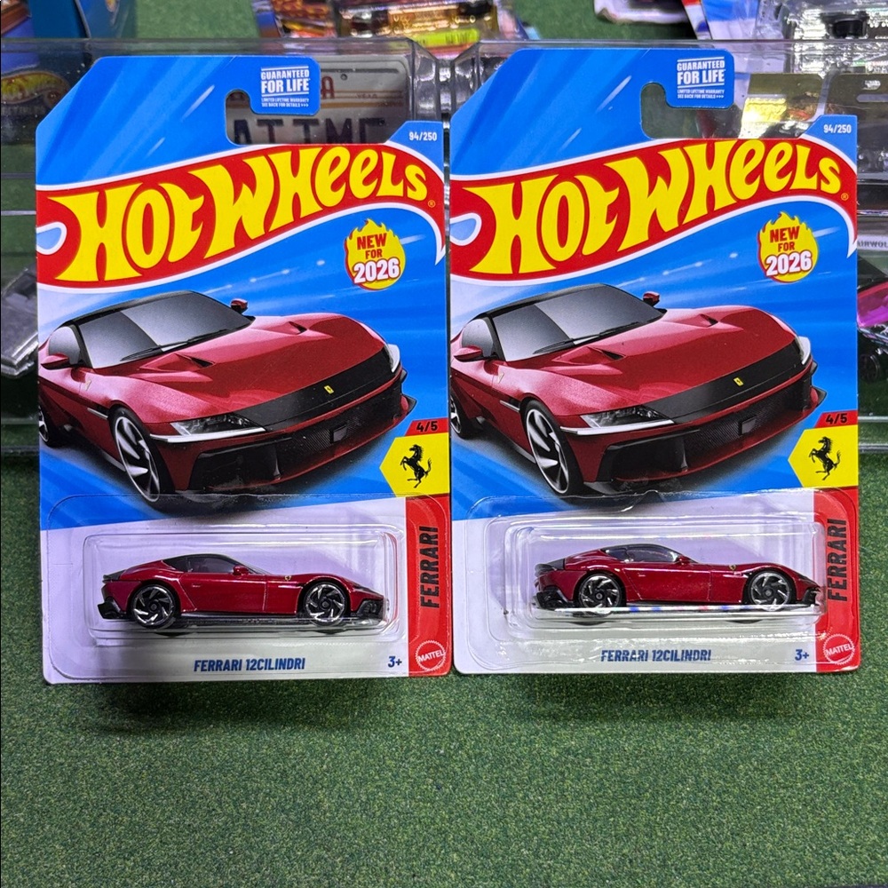 Hot wheels Ferrari 12Cilindri Red Toy Car